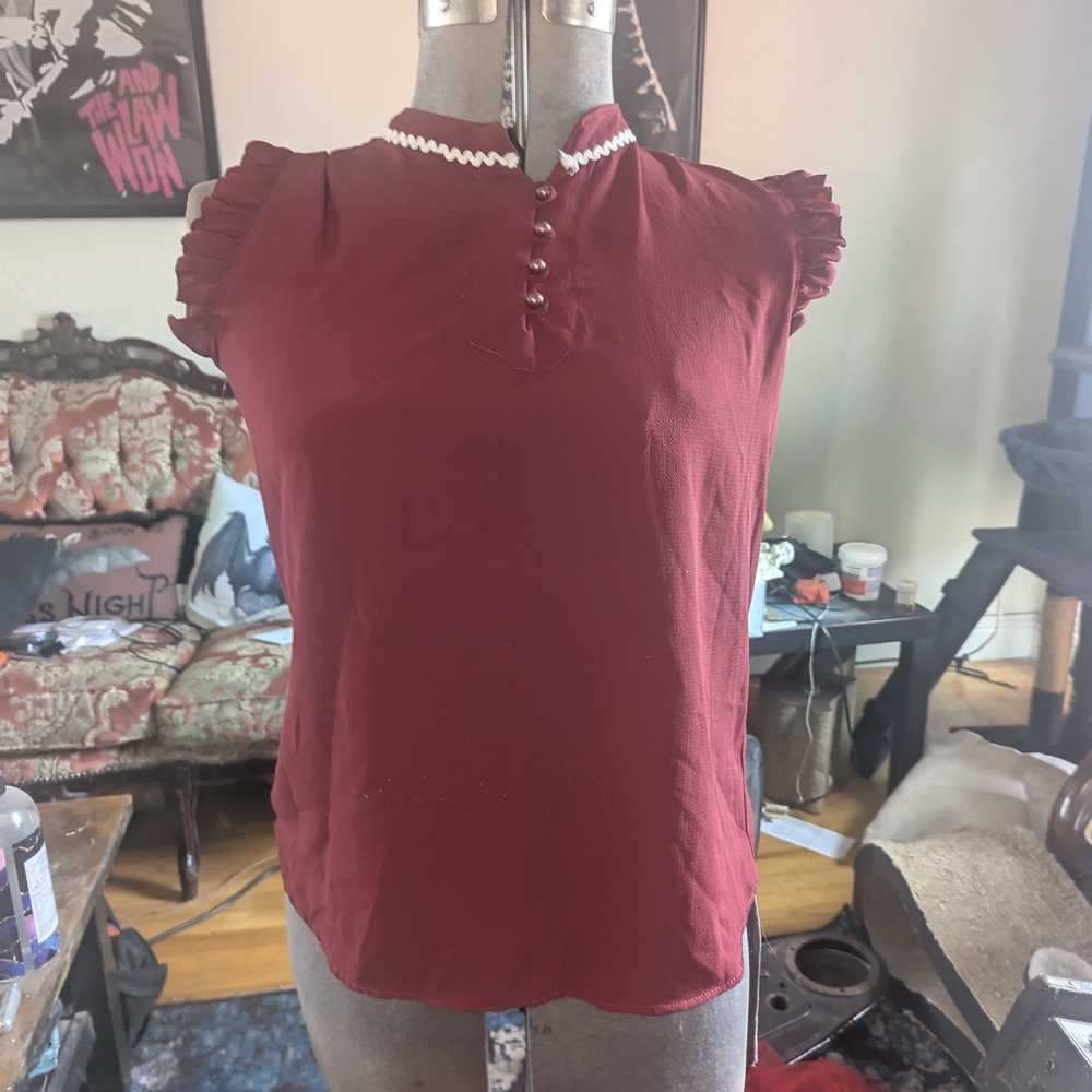 Jennifer Moore Chic Maroon Ruffle Sleeve Blouse